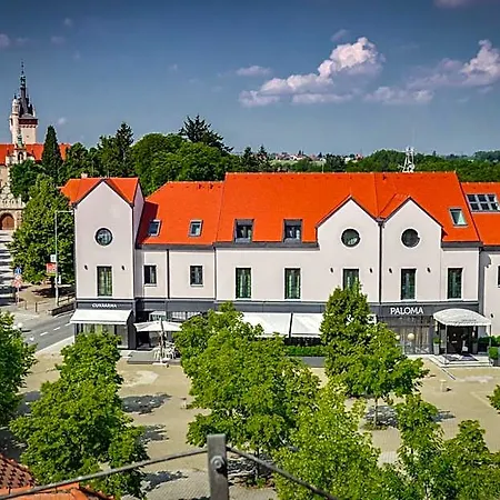 Paloma Pruhonice Szálloda *